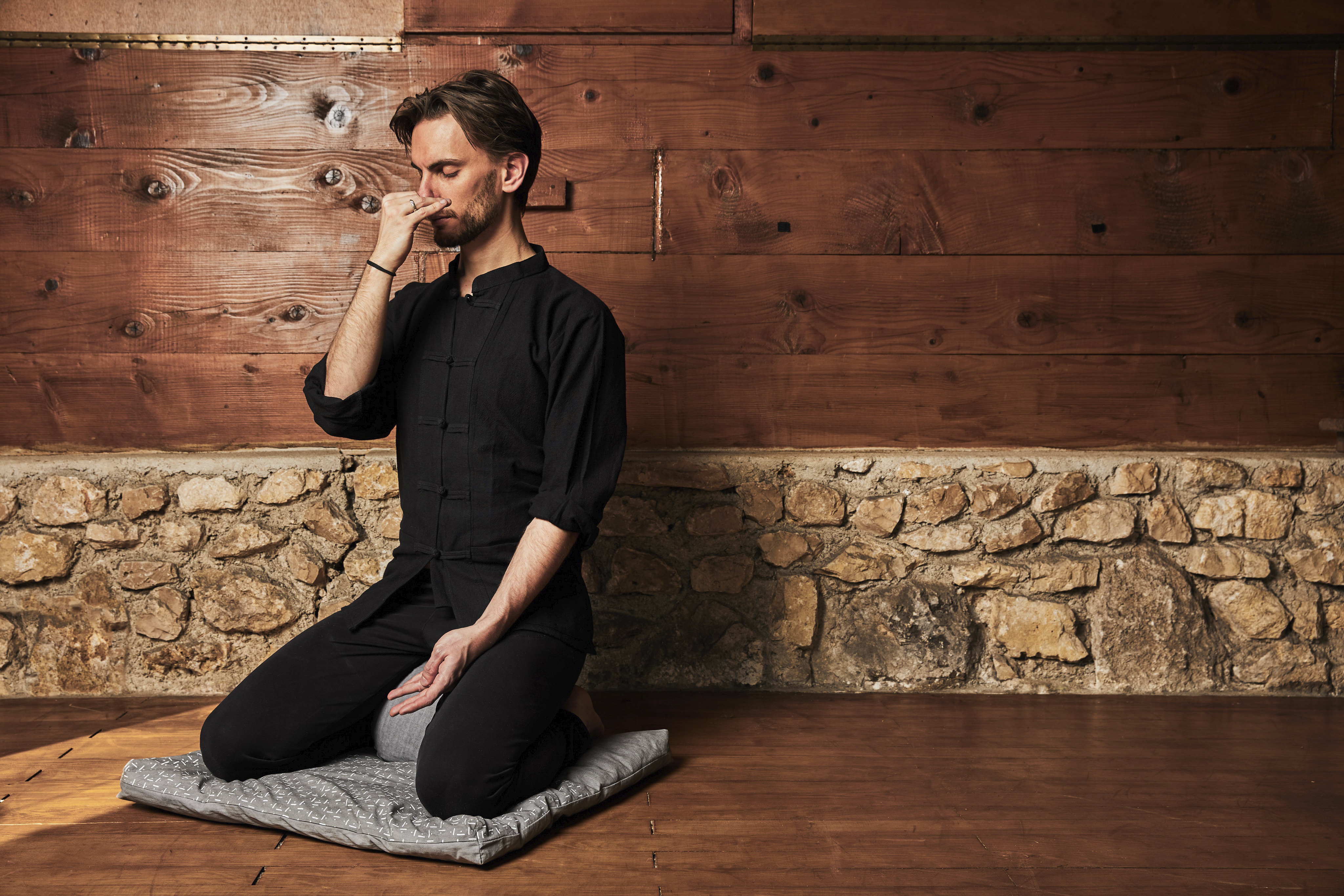 Formation Pranayama - Alex Blake Yoga